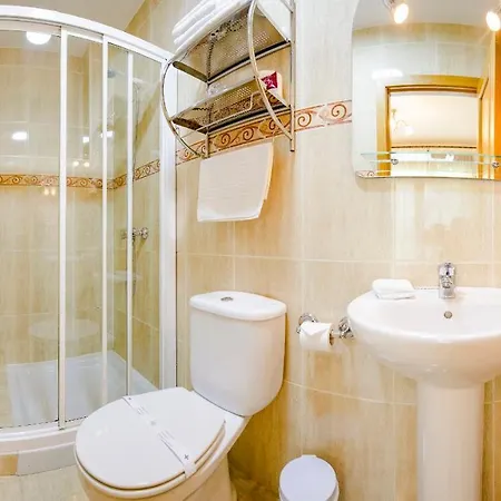 Hotel Arce