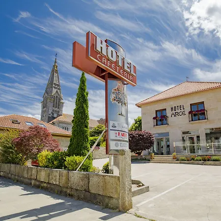 Arce فندق *